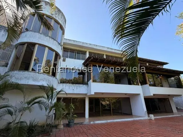 Casa (Multipes Niveles) en Venta en Colinas del Tamanaco, Distrito Metropolitano - 36