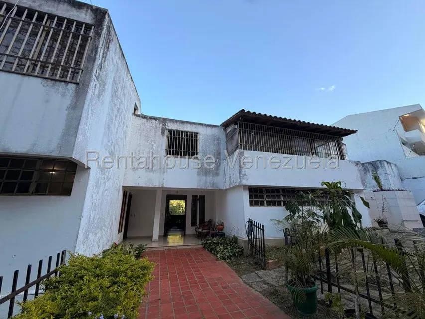 Casa (Multipes Niveles) en Venta en Colinas del Tamanaco, Distrito Metropolitano - 5