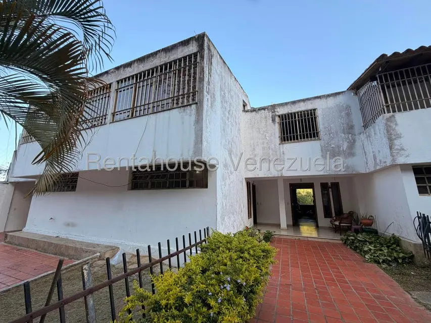 Casa (Multipes Niveles) en Venta en Colinas del Tamanaco, Distrito Metropolitano - 64