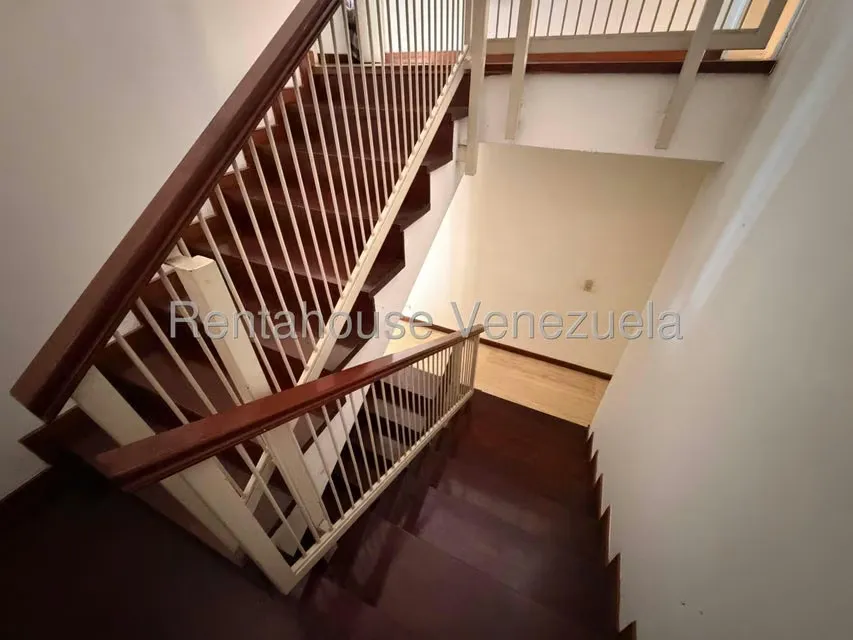 Casa (Multipes Niveles) en Venta en Colinas del Tamanaco, Distrito Metropolitano - 65