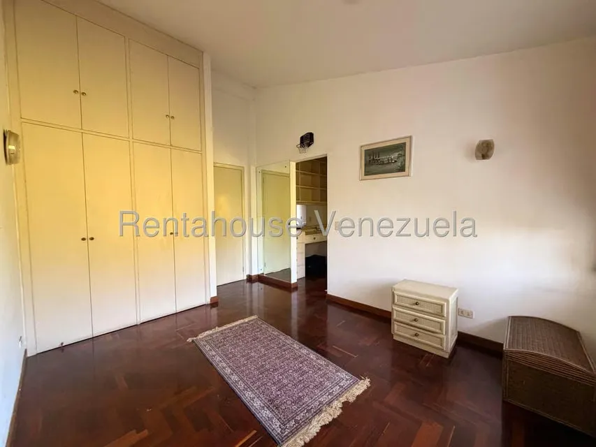 Casa (Multipes Niveles) en Venta en Colinas del Tamanaco, Distrito Metropolitano - 68