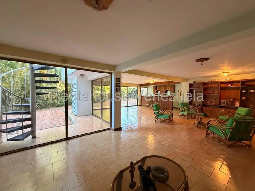 Casa (Multipes Niveles) en Venta en Colinas del Tamanaco, Distrito Metropolitano - 8