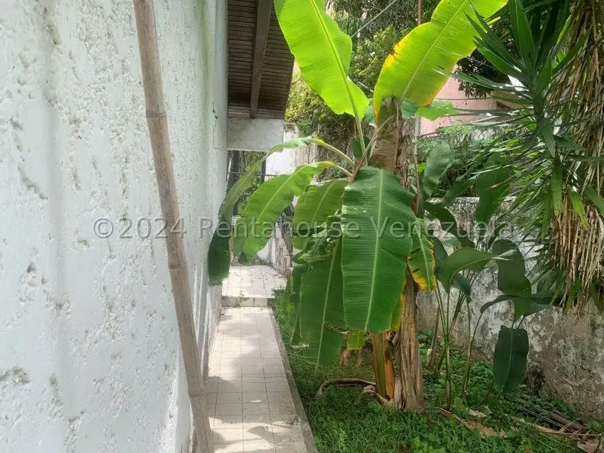 Casa (Multipes Niveles) en Venta en La Lagunita Country Club, Distrito Metropolitano - 24