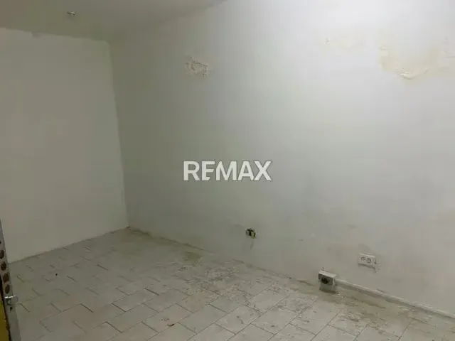 ALQUILO CASA COMERCIAL EXCELENTE UBICACION - 5