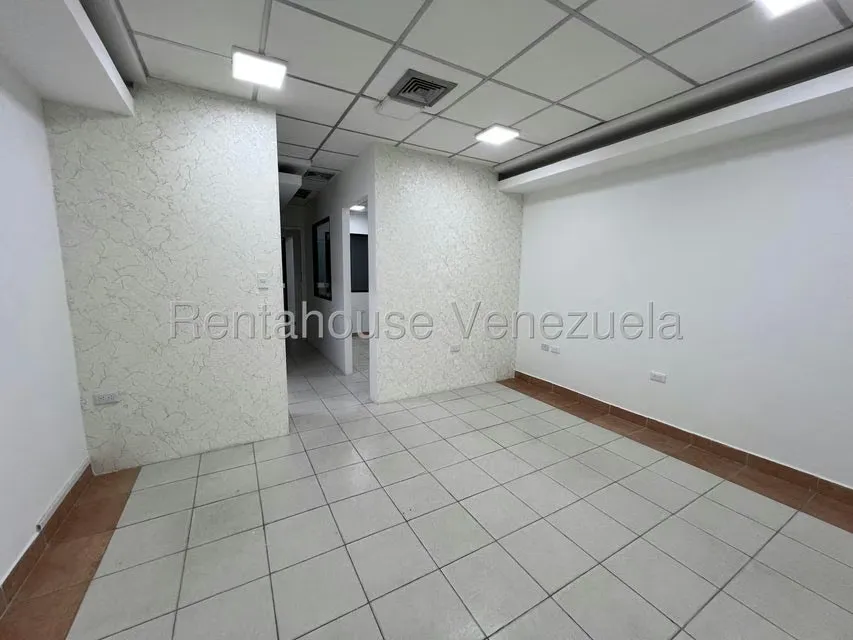 Oficina en Venta en Las Delicias, Aragua - 2