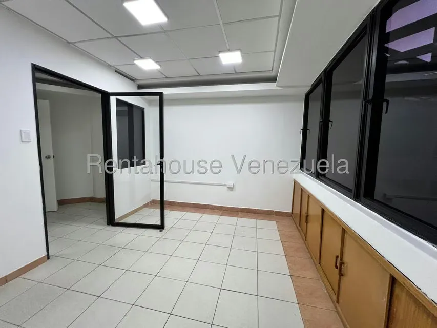Oficina en Venta en Las Delicias, Aragua - 11
