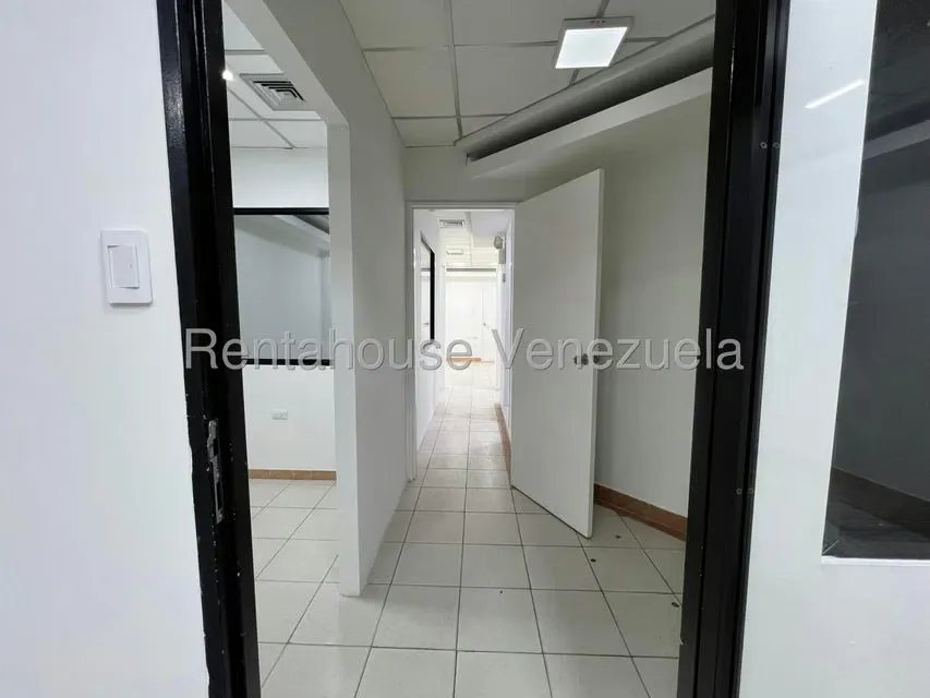 Oficina en Venta en Las Delicias, Aragua - 12