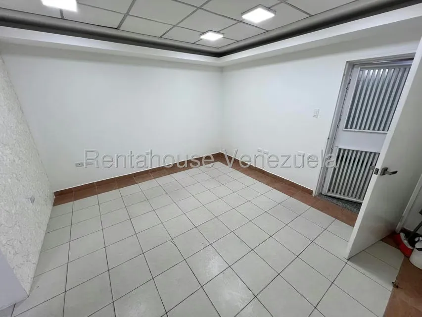 Oficina en Venta en Las Delicias, Aragua - 14