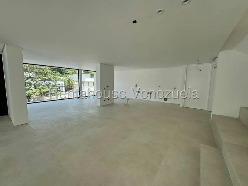 Casa (Duplex) en Venta en Prados del Este, Distrito Metropolitano - 7