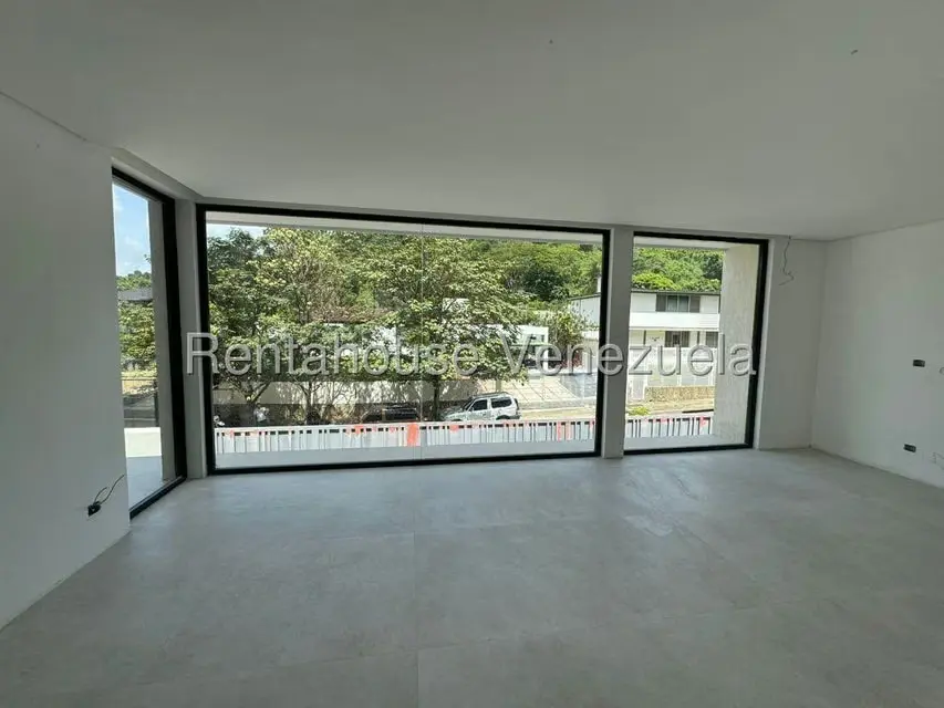 Casa (Duplex) en Venta en Prados del Este, Distrito Metropolitano - 8