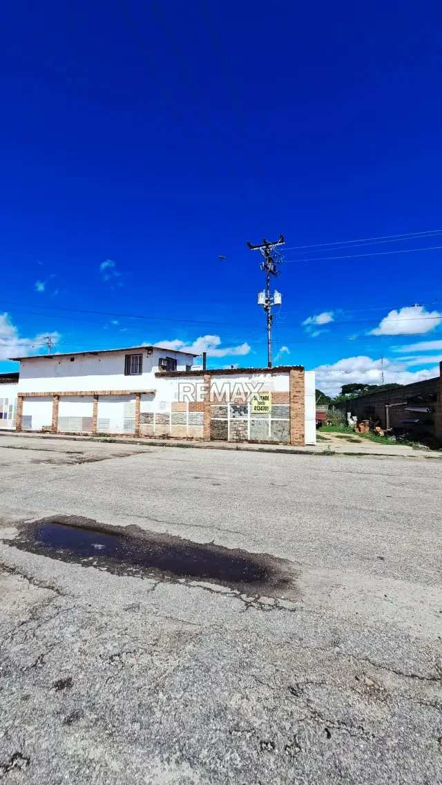 Venta de Galpon-Terreno 3.400 mts² en Tinaquillo Edo. Cojedes
