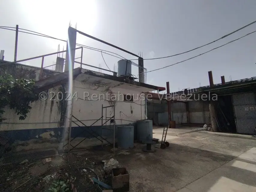 Comercial (Edificio) en Venta en Carretera Nacional El Carmen, Carabobo - 16