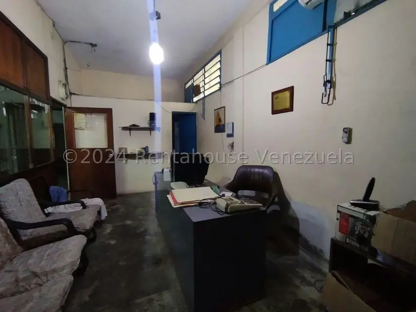 Comercial (Edificio) en Venta en Carretera Nacional El Carmen, Carabobo - 24