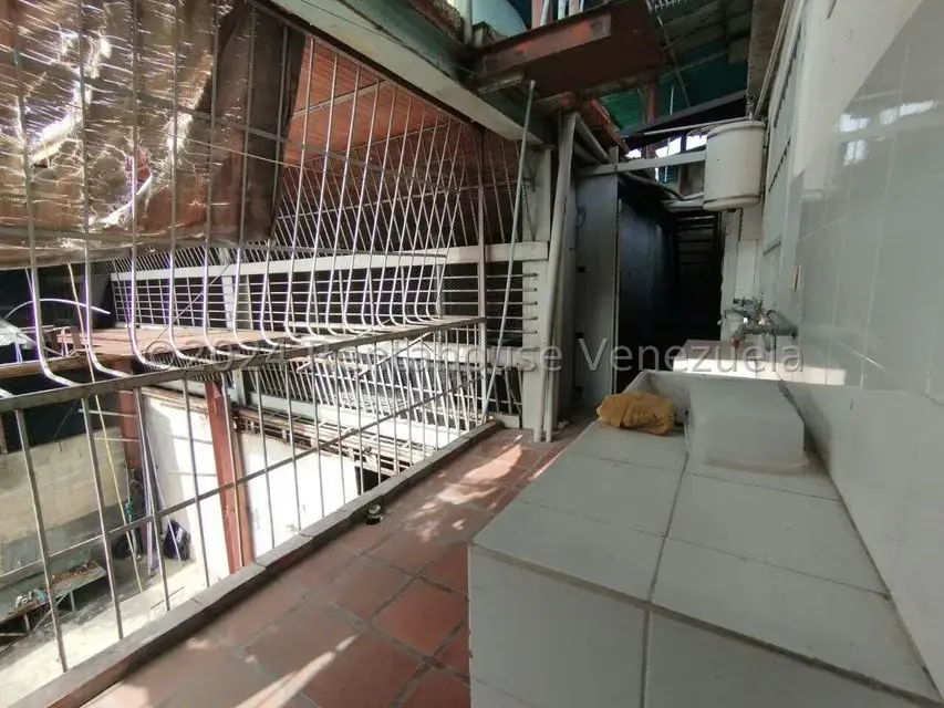 Comercial (Edificio) en Venta en Carretera Nacional El Carmen, Carabobo - 38