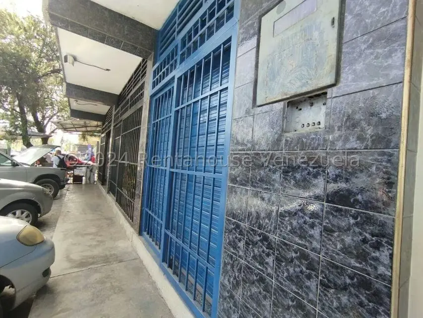 Comercial (Edificio) en Venta en Carretera Nacional El Carmen, Carabobo - 60
