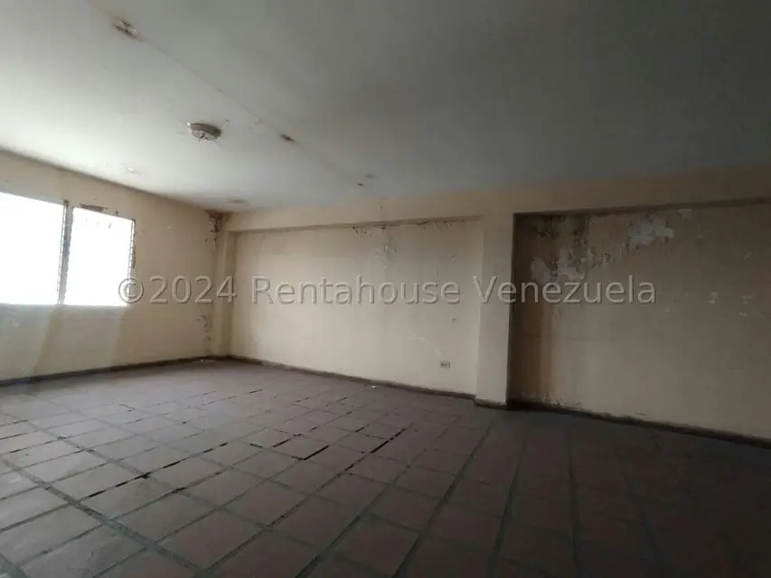 Comercial (Edificio) en Venta en Carretera Nacional El Carmen, Carabobo - 61