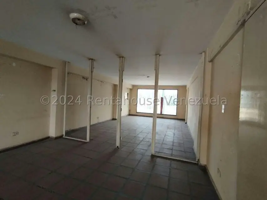 Comercial (Edificio) en Venta en Carretera Nacional El Carmen, Carabobo - 62