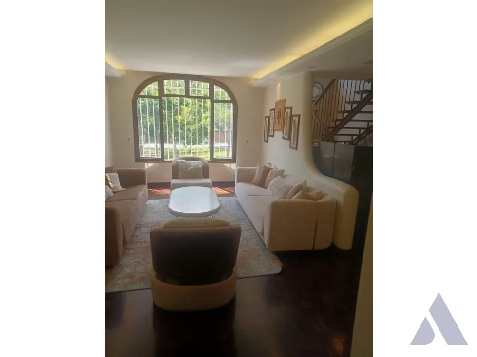Vendo casa c/anexo en calle cerrada 300m2 Snata Sofia 9509 - 9