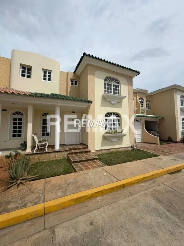Casa en venta en Villa Lago country I