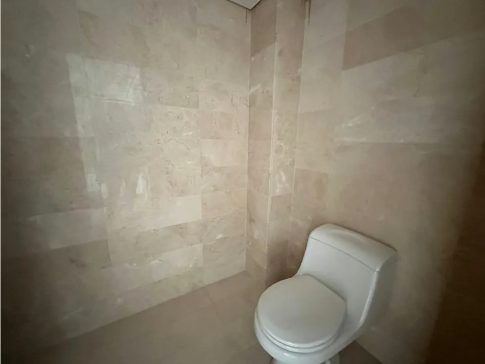 Se Vende Apto 186m² 3h+s/ 3b+s/ 3e Lomas de Las Mercedes - 20