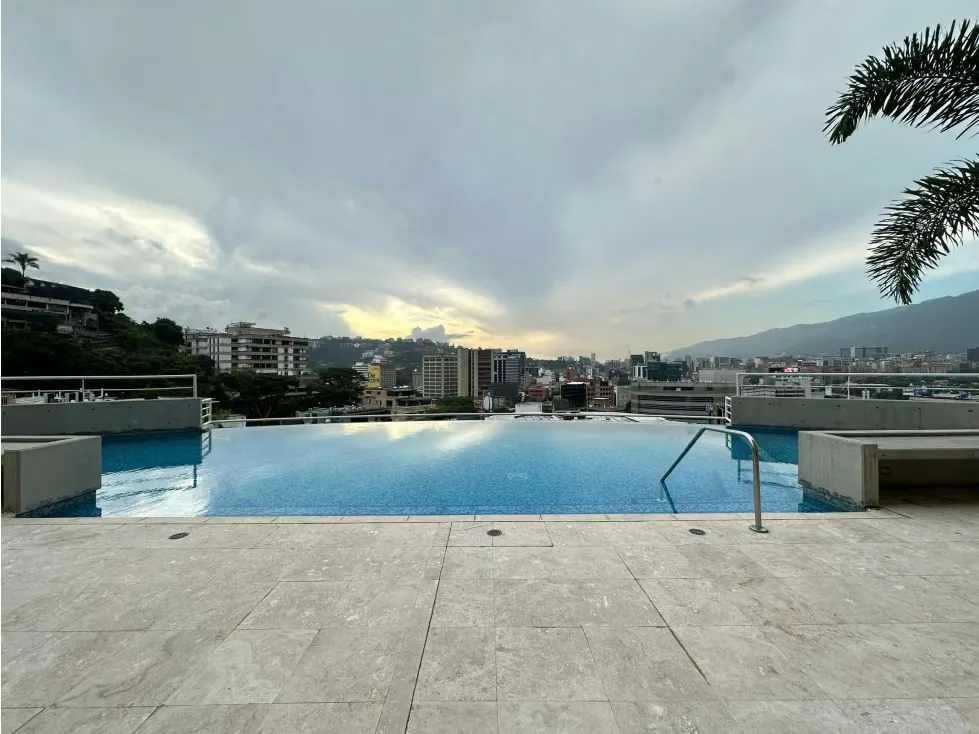 Se Vende Apto 186m² 3h+s/ 3b+s/ 3e Lomas de Las Mercedes - 3