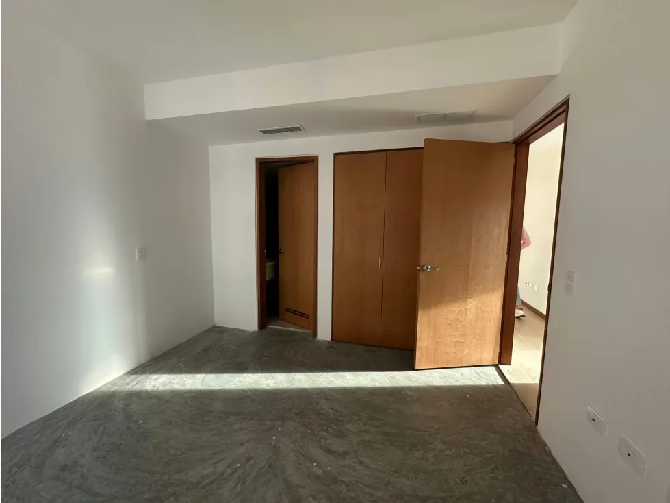 Se Vende Apto 186m² 3h+s/ 3b+s/ 3e Lomas de Las Mercedes - 9