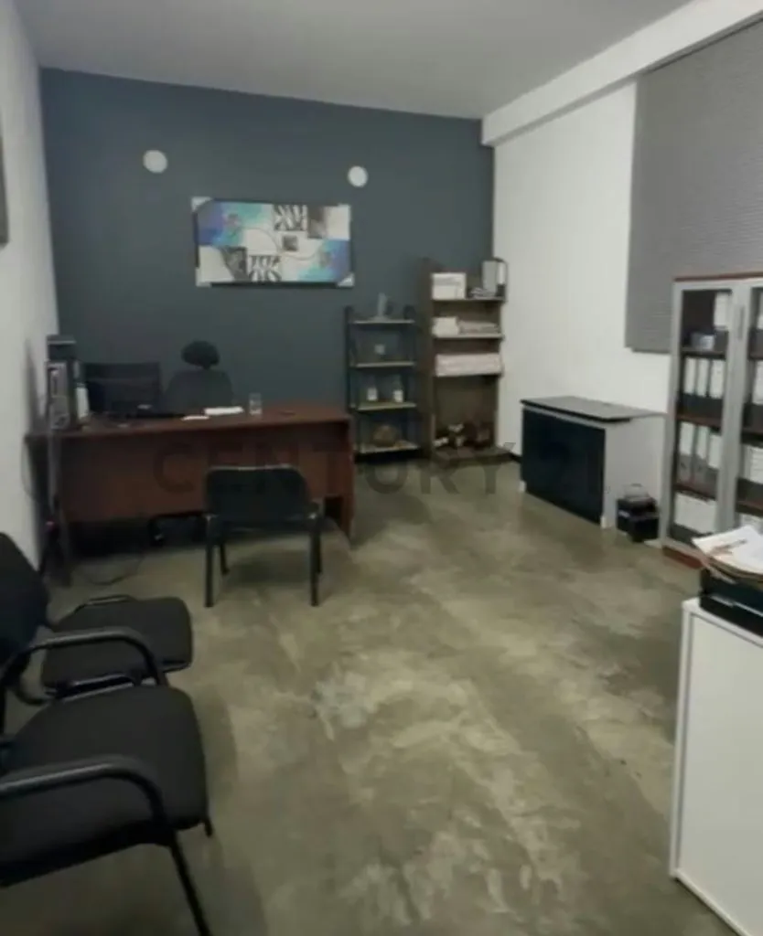 Venta Edificio Comercial en Av Fuerzas Armadas, Barcelona - 12