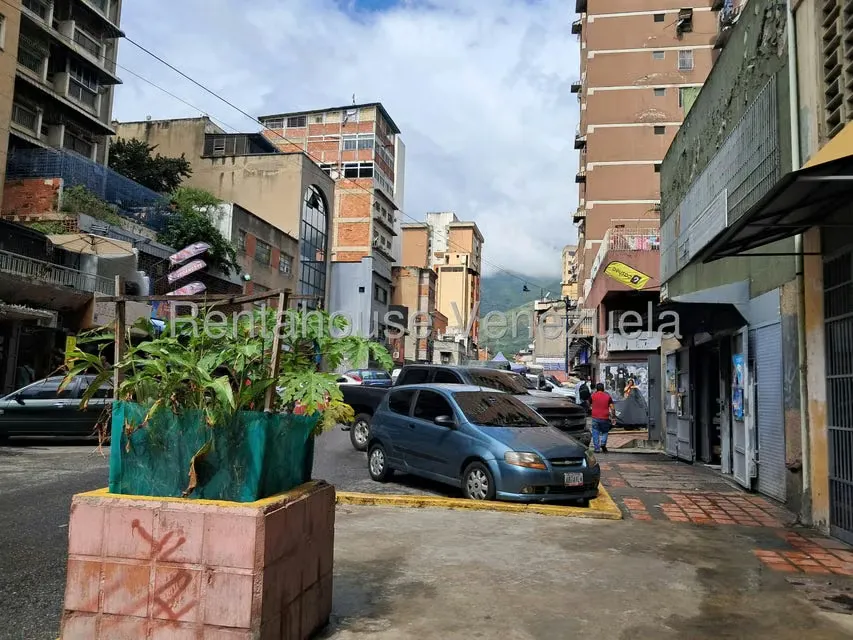 Local Comercial en Venta en Parroquia La Candelaria, Distrito Metropolitano - 19