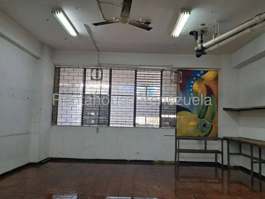 Local Comercial en Venta en Parroquia La Candelaria, Distrito Metropolitano - 6