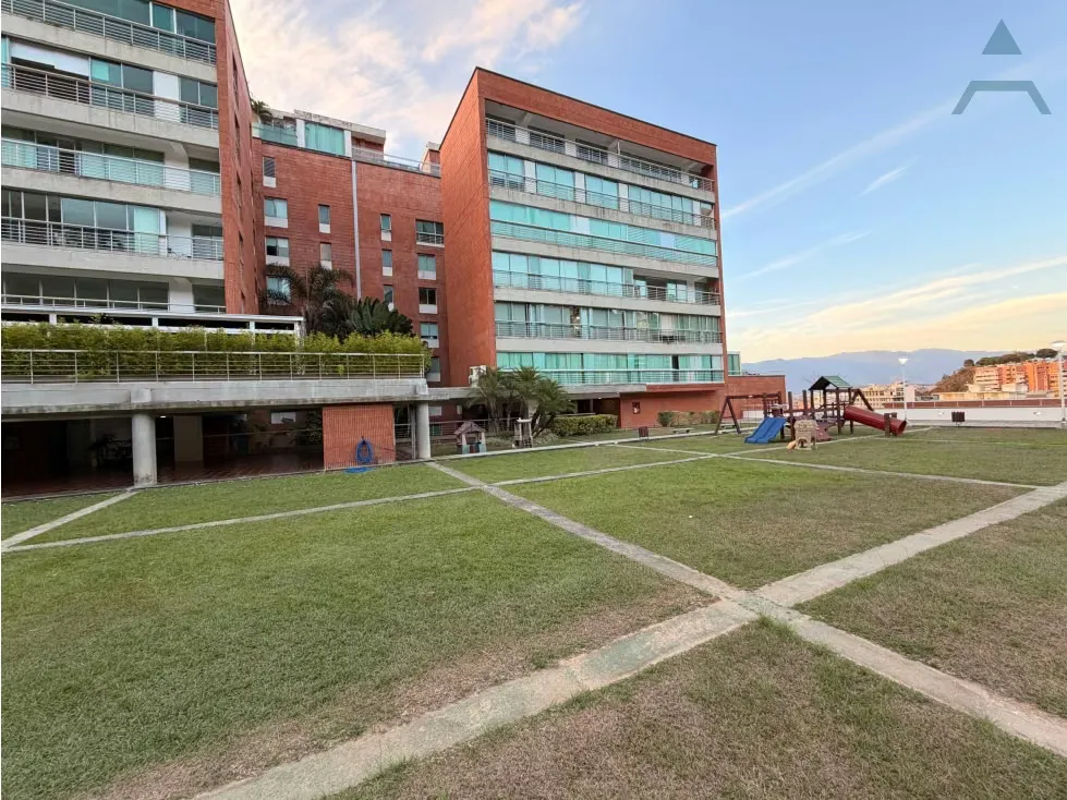 Se vende Apto 134m² 3h/2b+s/2p Solar del Hatillo - 2