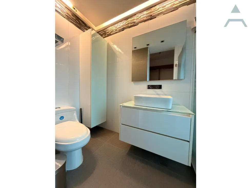 Se vende Apto 134m² 3h/2b+s/2p Solar del Hatillo - 15