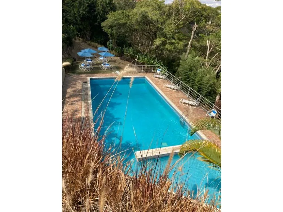 Se vende PB El Hatillo 350 m² + 45 m² terraza 4H/5B/2P - 23