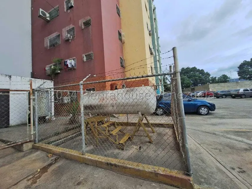Apartamento (1 Nivel) en Venta en Zona Oeste, Lara - 29