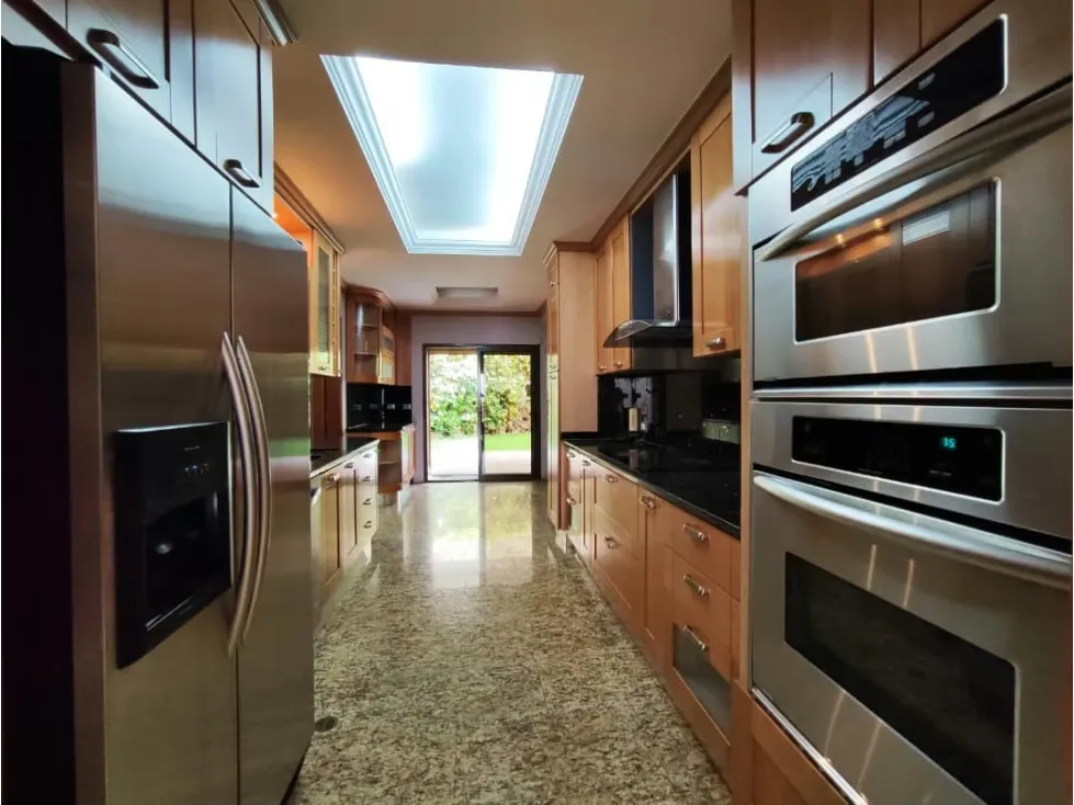 Se vende PB 740m2 Los Naranjos del Cafetal 5195 - 5