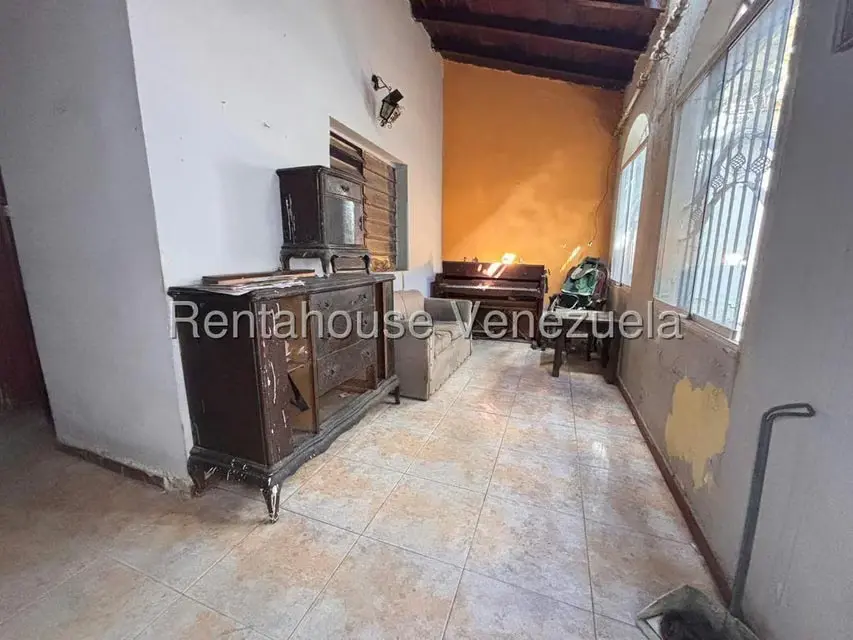 Casa (1 Nivel) en Venta en Centro, Lara - 11