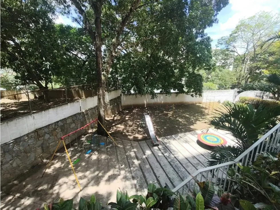 ALQUILER DE APARTAMENTO EN SANTA ROSA DE LIMA - 22