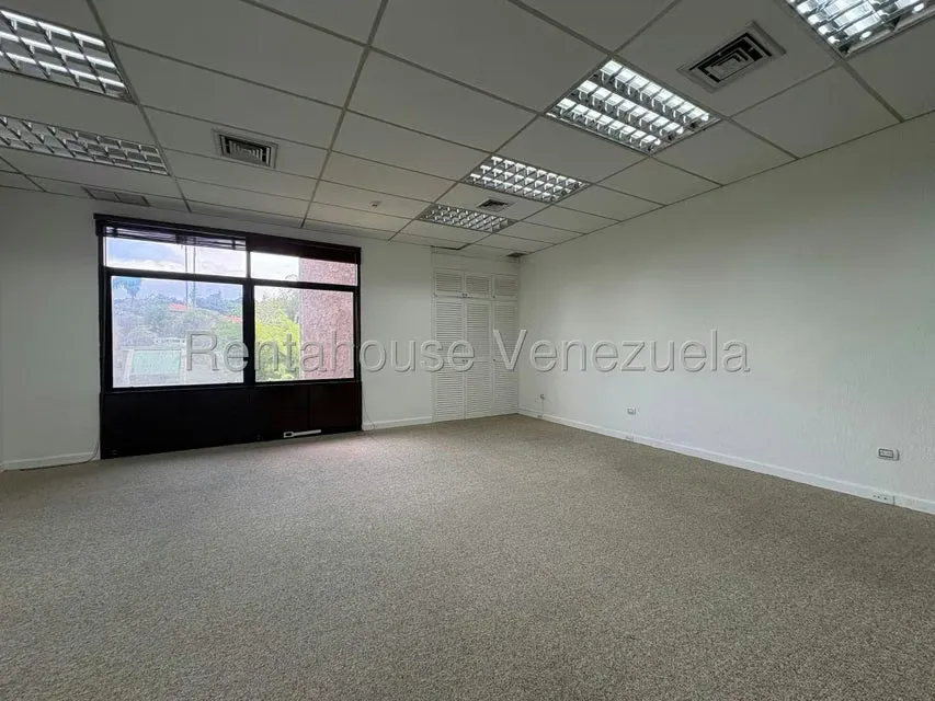 Oficina en Alquiler en La Lagunita Country Club, Distrito Metropolitano - 8