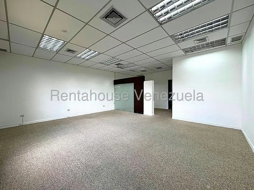 Oficina en Alquiler en La Lagunita Country Club, Distrito Metropolitano - 9