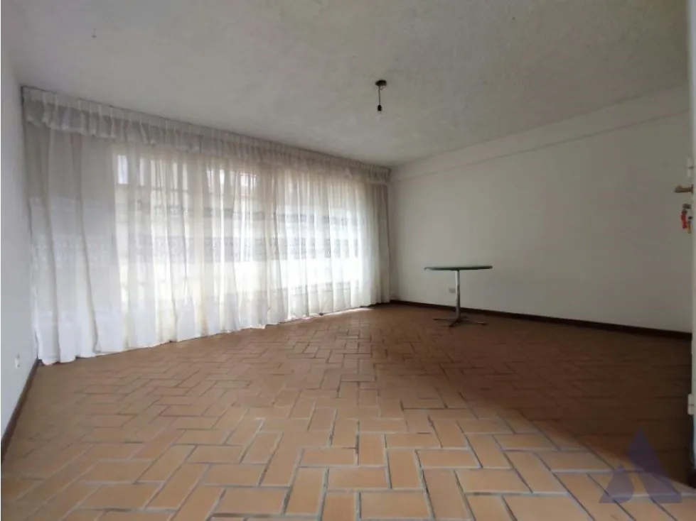Se vende casa 380m2 parte alta Macaracuay 4402 - 6