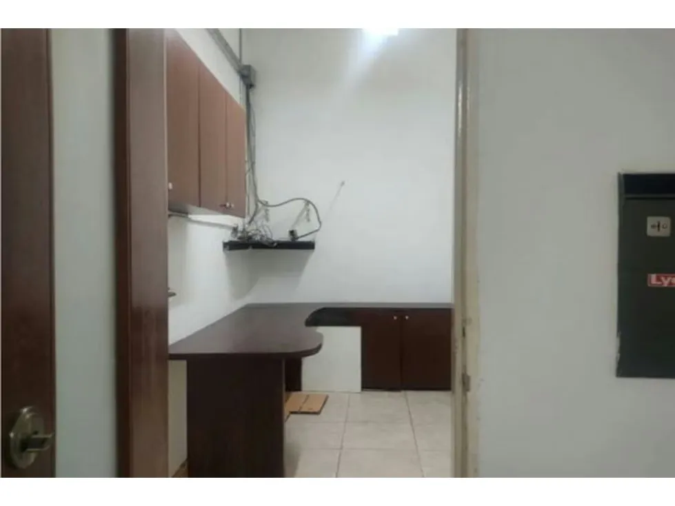 Se Vende Local Comercial de 113 M2 Centro Comercial San Ignacio - 17