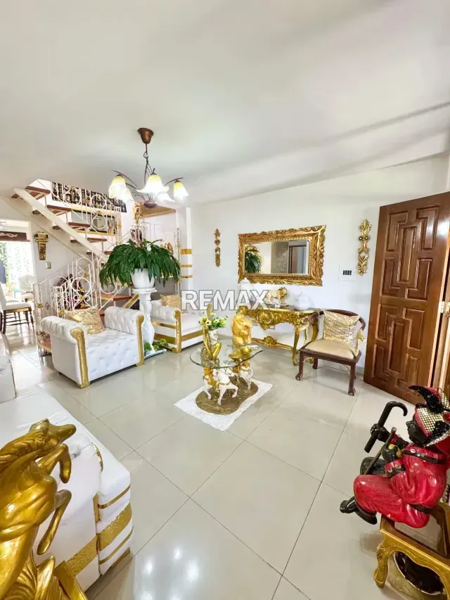 Venta Casa Cerro Verde calle II - 10