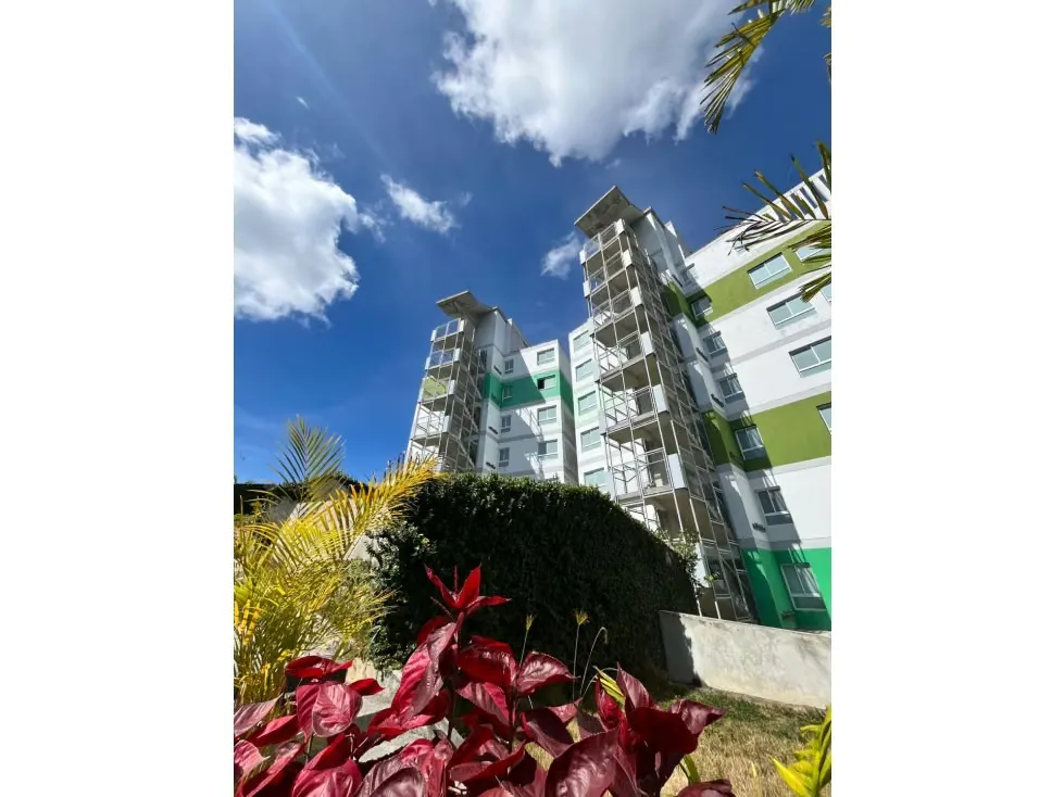 Vendo apartamento c/ financiamiento 102m2 Loma Linda 9670 - 2