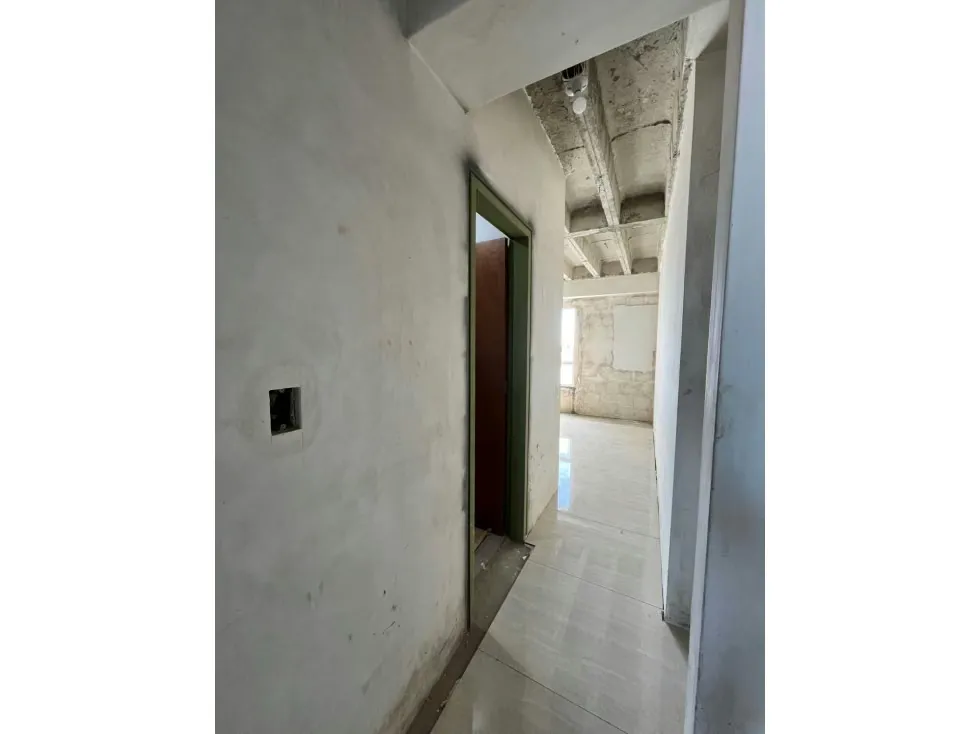 Vendo apartamento c/ financiamiento 102m2 Loma Linda 9670 - 6