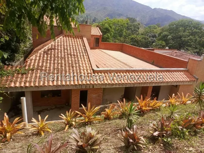 Casa (Duplex) en Venta en La Entrada, Carabobo - 2