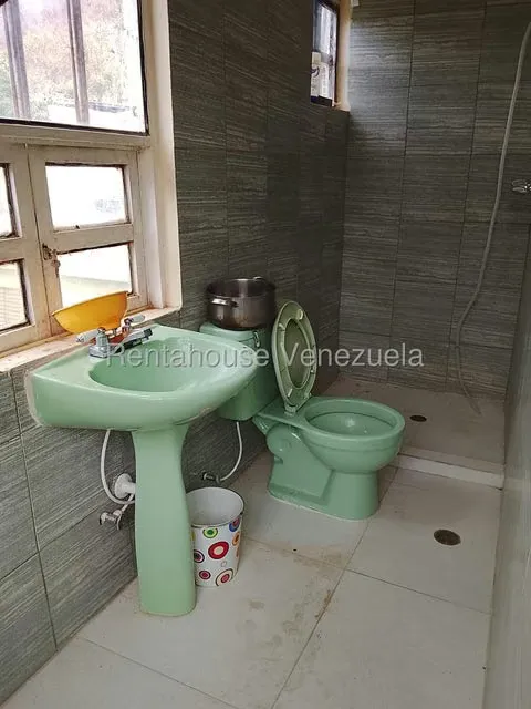 Casa (Duplex) en Venta en La Entrada, Carabobo - 24