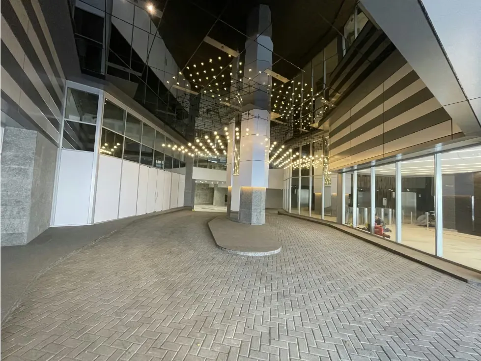 En venta oficina de 180m2 en Las Mercedes - 4
