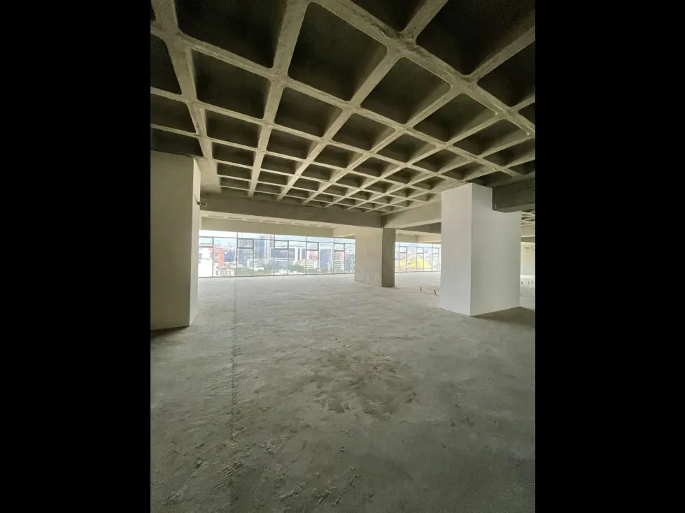 En venta oficina de 180m2 en Las Mercedes - 8
