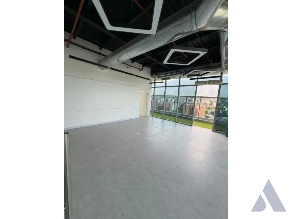 Vendo/alquilo oficina/local c/ terraza 250m2 Las Mercedes 5753 - 11