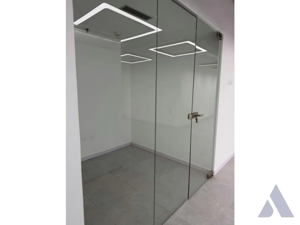 Vendo/alquilo oficina/local c/ terraza 250m2 Las Mercedes 5753 - 12