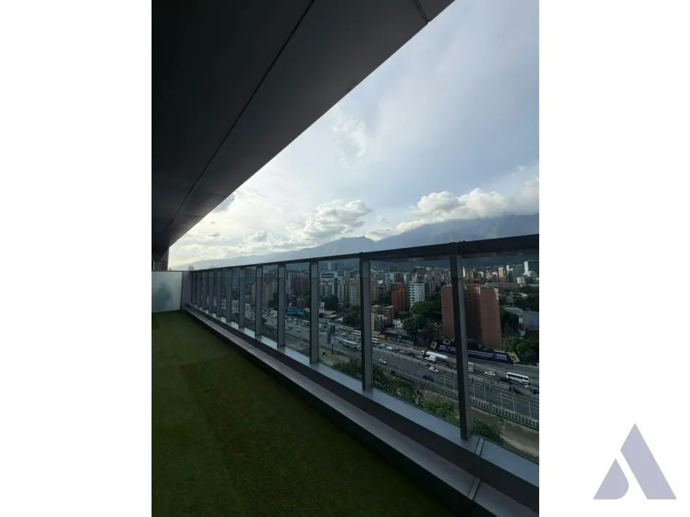 Vendo/alquilo oficina/local c/ terraza 250m2 Las Mercedes 5753 - 17